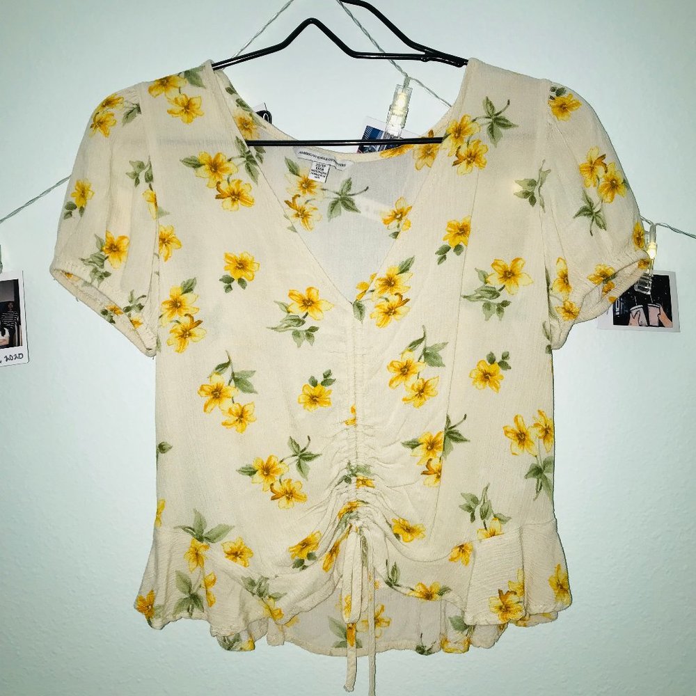 American Eagle Floral Crop Top